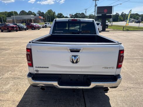 Used 2020 RAM 1500 Laramie AWD/4WD image 7