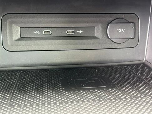 Used 2023 Volkswagen Atlas SEL AWD/4WD image 31