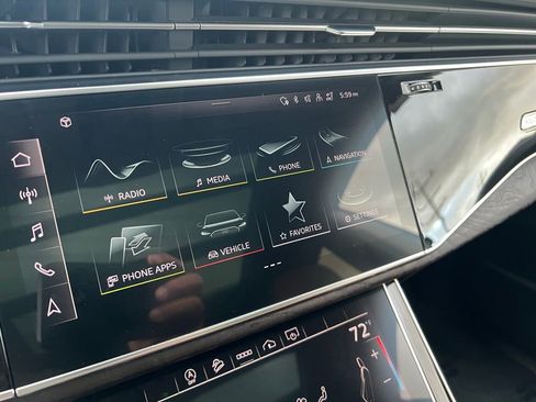 Used 2022 Audi Q8 Premium Plus w/ Premium Plus Package image 44