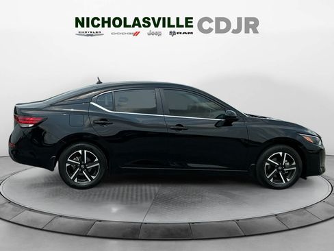 Used 2025 Nissan Sentra SV w/ All-Weather Package FWD image 6