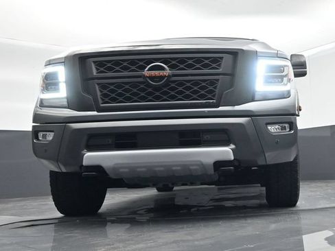 Used 2022 Nissan Titan PRO-4X w/ Pro-4x Convenience Package AWD/4WD image 51