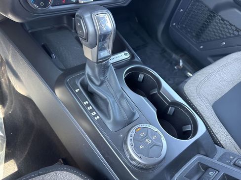 Used 2025 Ford Bronco Big Bend AWD/4WD image 12