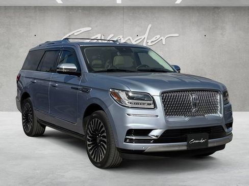 Used 2021 Lincoln Navigator Black Label w/ Cargo Convenience Package image 2