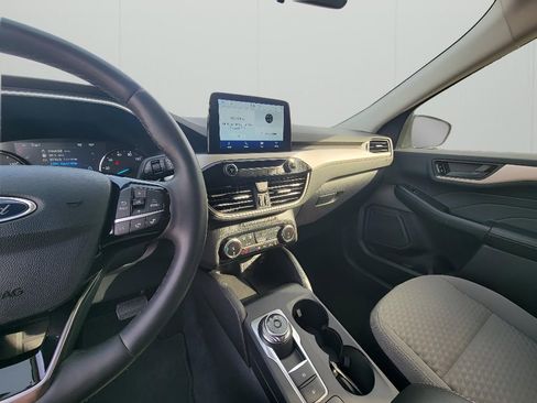 Used 2022 Ford Escape SE w/ Cold Weather Package image 20