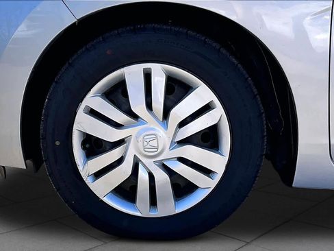 Used 2015 Honda Fit LX image 11