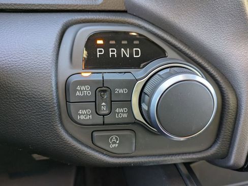 New 2026 RAM 1500 Big Horn AWD/4WD image 22