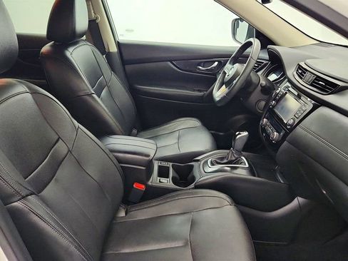Used 2017 Nissan Rogue SL w/ SL Premium Package AWD/4WD image 25