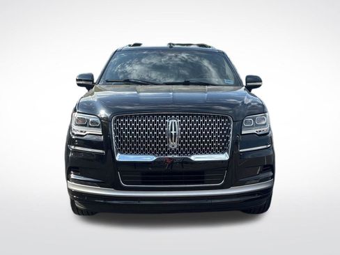 Certified 2023 Lincoln Navigator Reserve AWD/4WD image 8