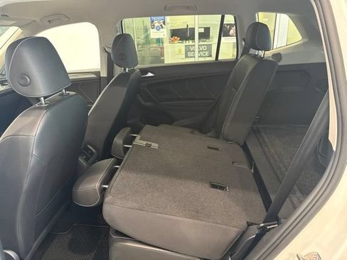 Certified 2023 Volkswagen Tiguan SE AWD/4WD image 15