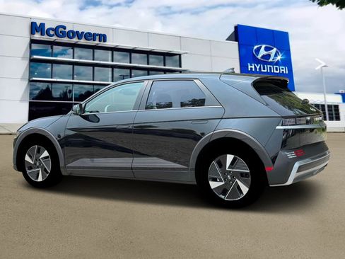 New 2026 Hyundai Ioniq 5 SE AWD/4WD image 4
