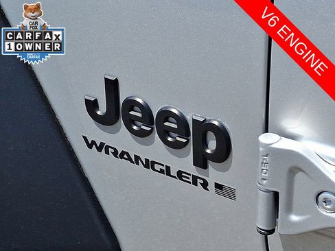 Used 2024 Jeep Wrangler Unlimited Sport AWD/4WD image 30
