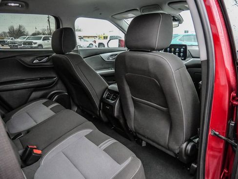 Used 2025 Chevrolet Blazer LT image 18