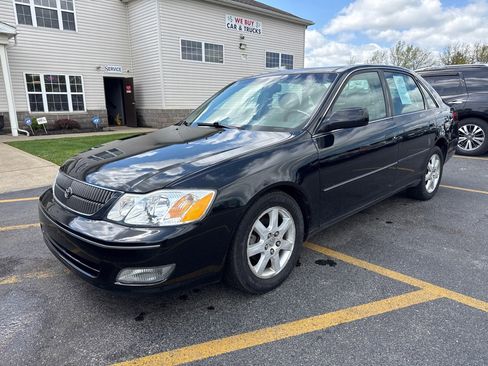 Used 2002 Toyota Avalon XL FWD image 2