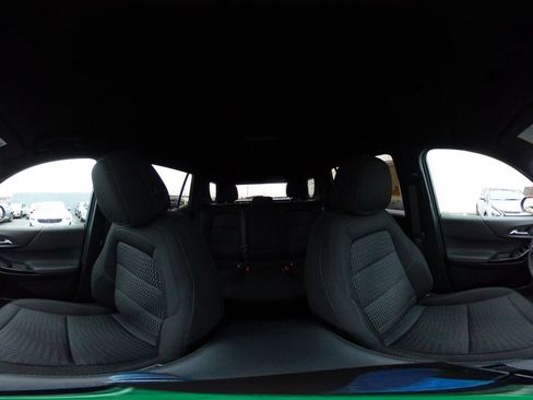 Used 2025 Chevrolet Equinox LT image 41