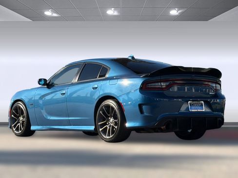 Used 2022 Dodge Charger Scat Pack image 3