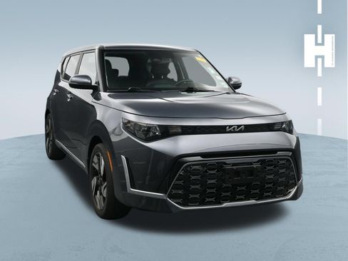 Used 2023 Kia Soul GT-Line FWD image 1