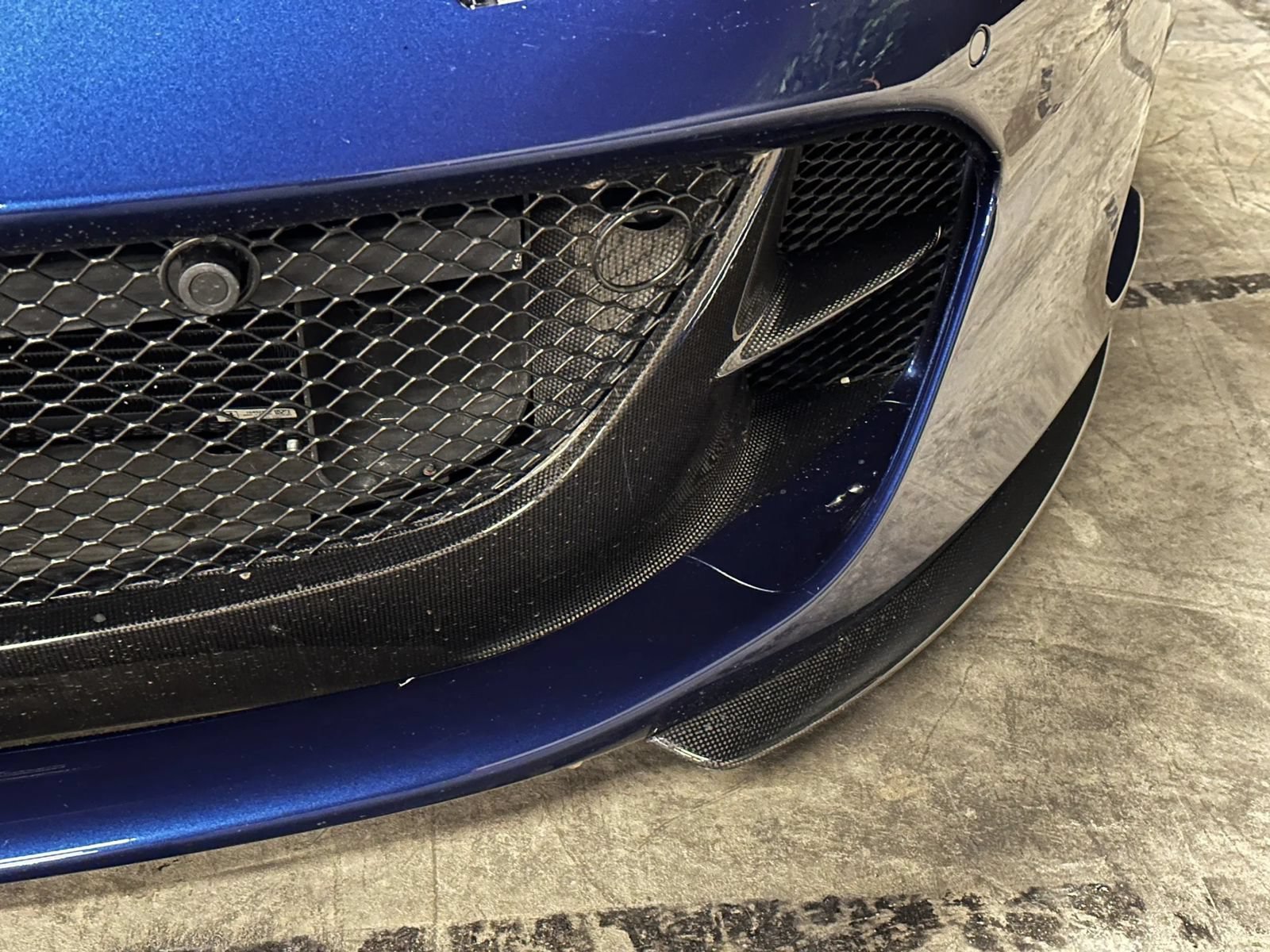 Used 2018 Ferrari 812 Superfast RWD image 24