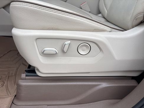 Used 2022 GMC Yukon Denali image 19