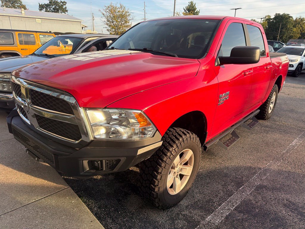 Used 2021 RAM 1500 Classic SLT AWD/4WD image 1