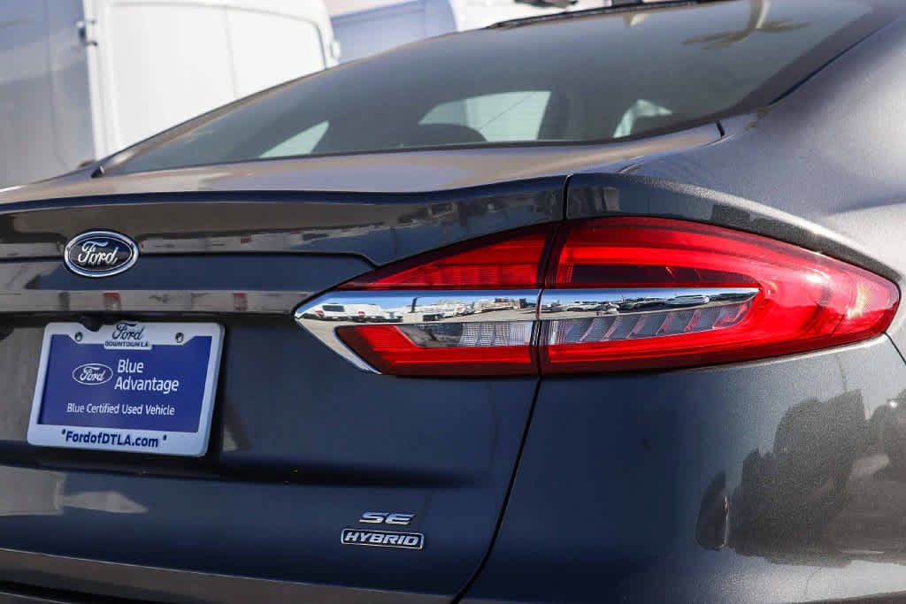 Certified 2020 Ford Fusion SE FWD image 7