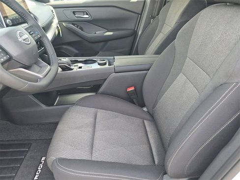 New 2026 Nissan Rogue SV w/ Cold Weather Package image 10