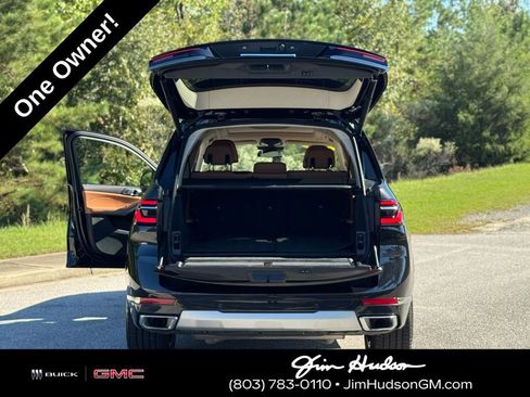 Used 2024 BMW X7 xDrive40i w/ Parking Assistance Package image 17