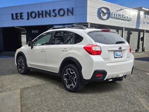 Used 2015 Subaru Crosstrek 2.0i Premium AWD/4WD image 3
