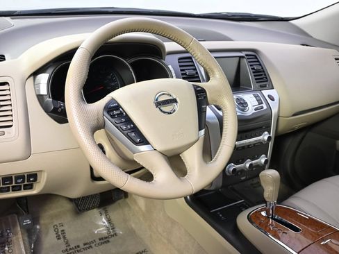 Used 2013 Nissan Murano LE w/ Platinum Pkg AWD/4WD image 6