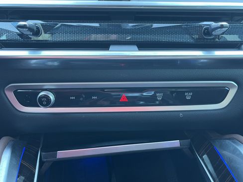 Used 2026 BMW X6 xDrive40i image 6