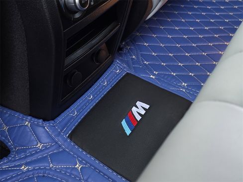 Used 2018 BMW X6 M w/ Executive Package image 23