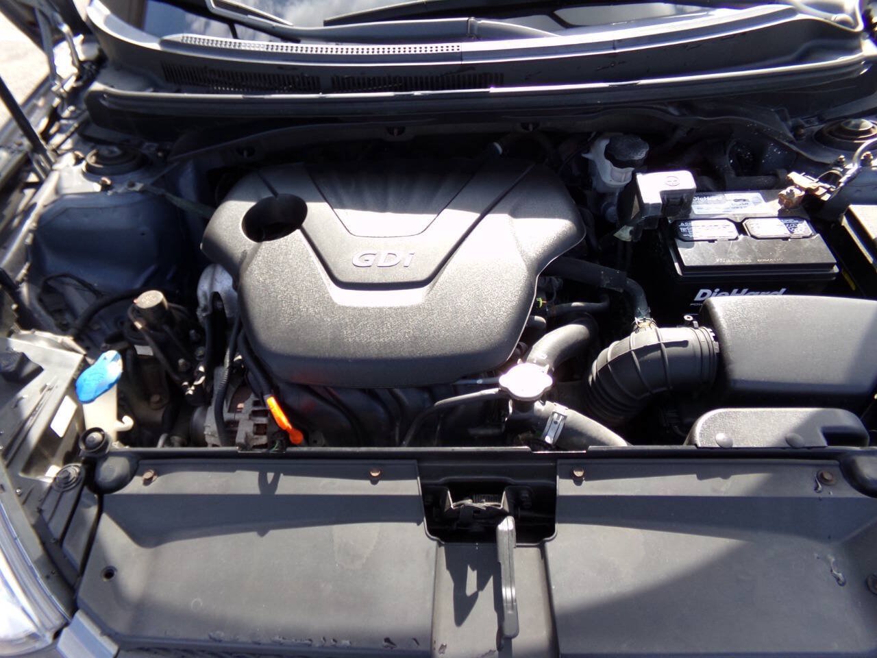 Used 2015 Hyundai Veloster w/ Option Group 03 FWD image 30