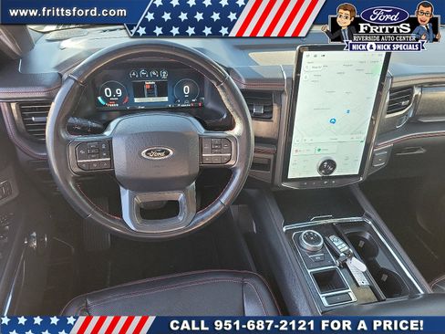 Certified 2022 Ford Expedition Limited image 5