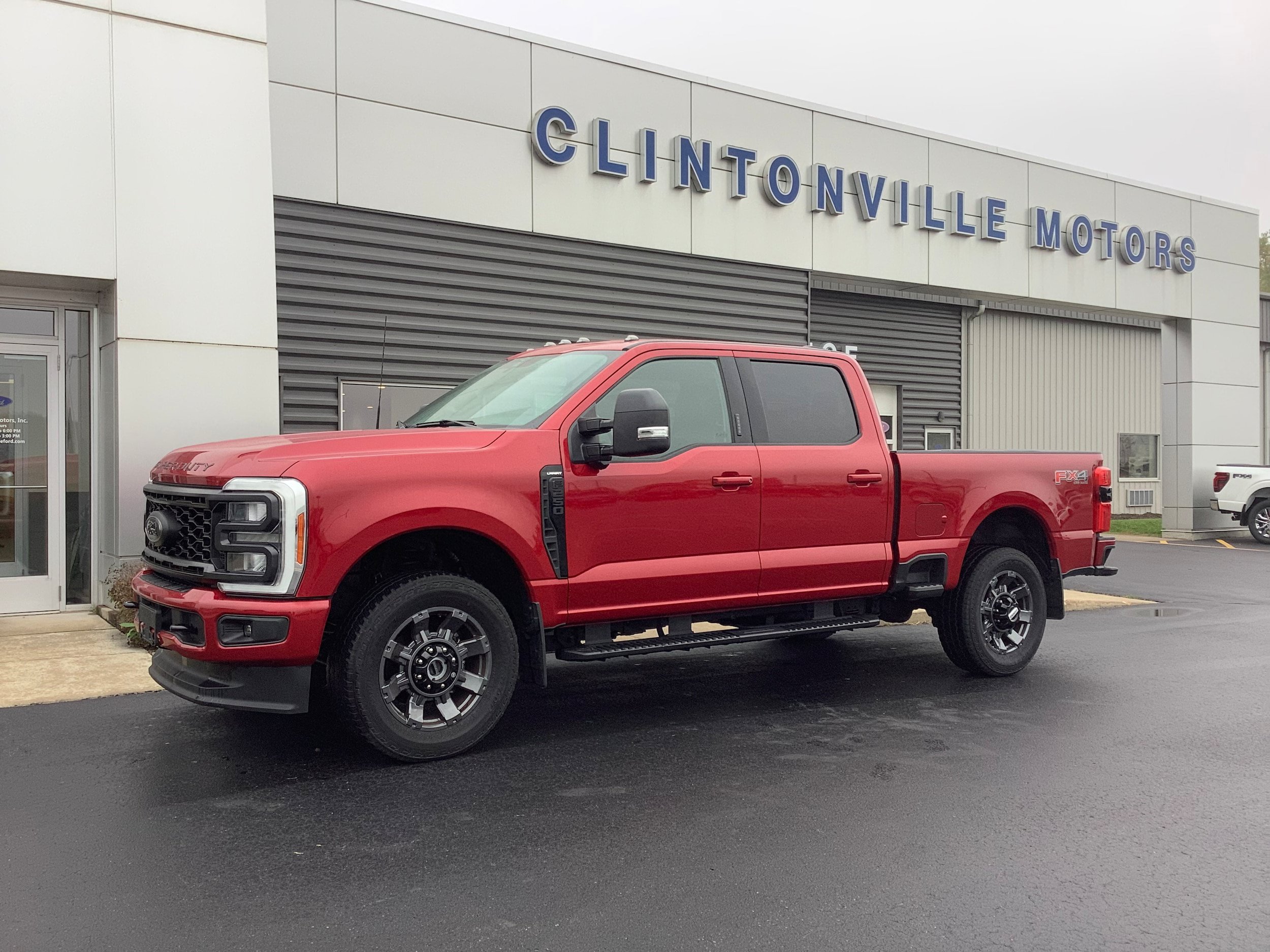 Used 2023 Ford F250 Lariat w/ Sport Appearance Package AWD/4WD image 1