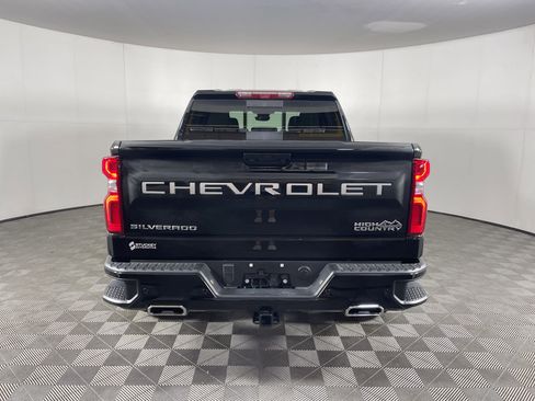 Used 2024 Chevrolet Silverado 1500 High Country w/ High Country Premium Package image 4
