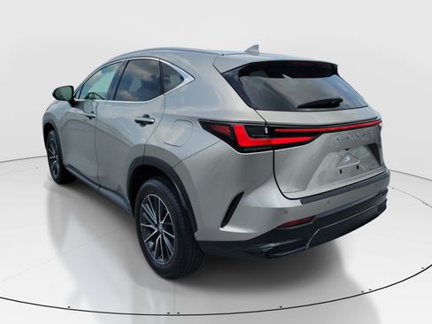 Certified 2024 Lexus NX 250 FWD w/ Cold Area Package image 4