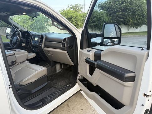 Used 2019 Ford F350 XL w/ Power Equipment Group AWD/4WD image 13