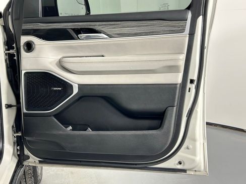 Used 2022 Jeep Wagoneer Series III image 9