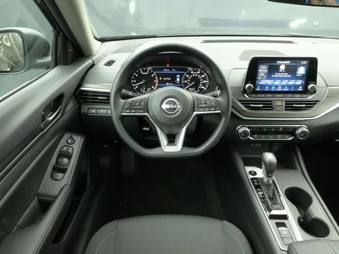 New 2026 Nissan Altima 2.5 SV AWD/4WD image 10