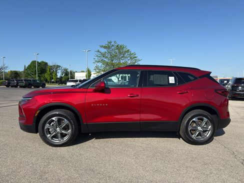 Certified 2023 Chevrolet Blazer LT w/ Convenience Package AWD/4WD image 6