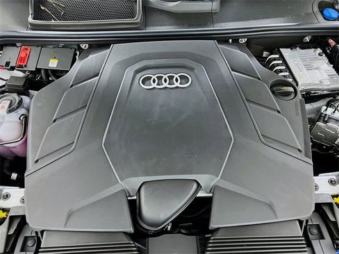 New 2026 Audi Q8 Premium Plus image 30