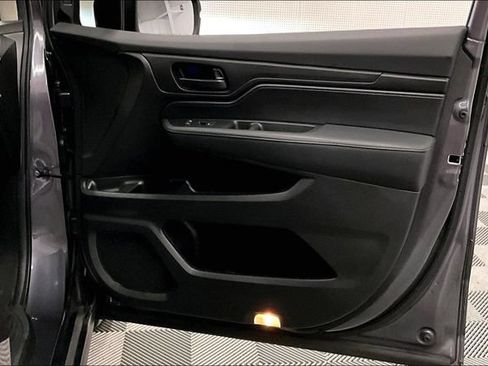 Used 2025 Honda Odyssey EX-L image 21