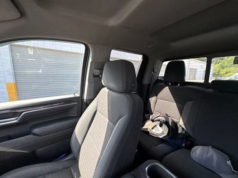 Used 2022 GMC Sierra 1500 Elevation w/ Preferred Package AWD/4WD image 37