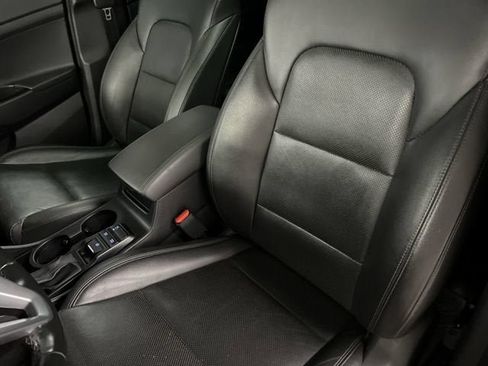 Used 2021 Hyundai Tucson Ultimate w/ Cargo Package FWD image 20
