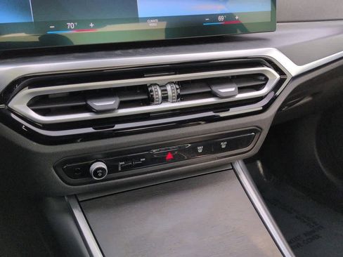Used 2024 BMW 330i xDrive Sedan image 29