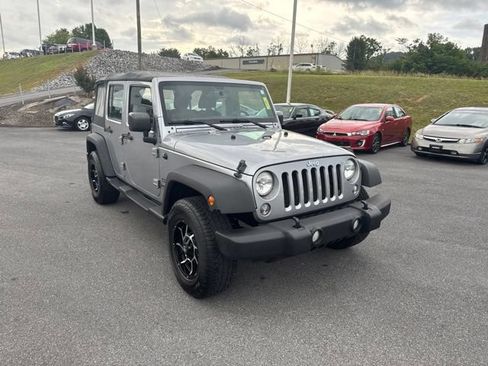 Used 2015 Jeep Wrangler Unlimited Sport w/ Connectivity Group AWD/4WD image 2