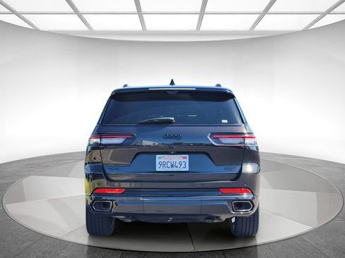 Used 2024 Jeep Grand Cherokee L Summit AWD/4WD image 5
