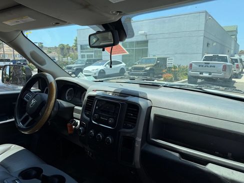 Used 2016 RAM 1500 Tradesman w/ Chrome Appearance Group RWD image 17