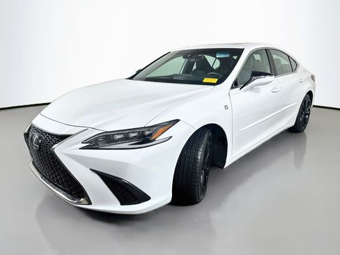 Used 2022 Lexus ES 350 F Sport FWD image 3