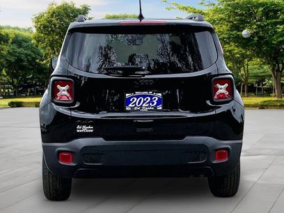 Used 2023 Jeep Renegade Latitude