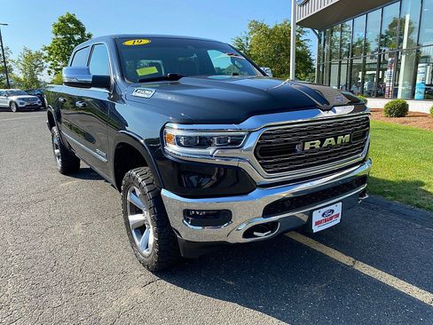 Used 2019 RAM 1500 Limited AWD/4WD image 3